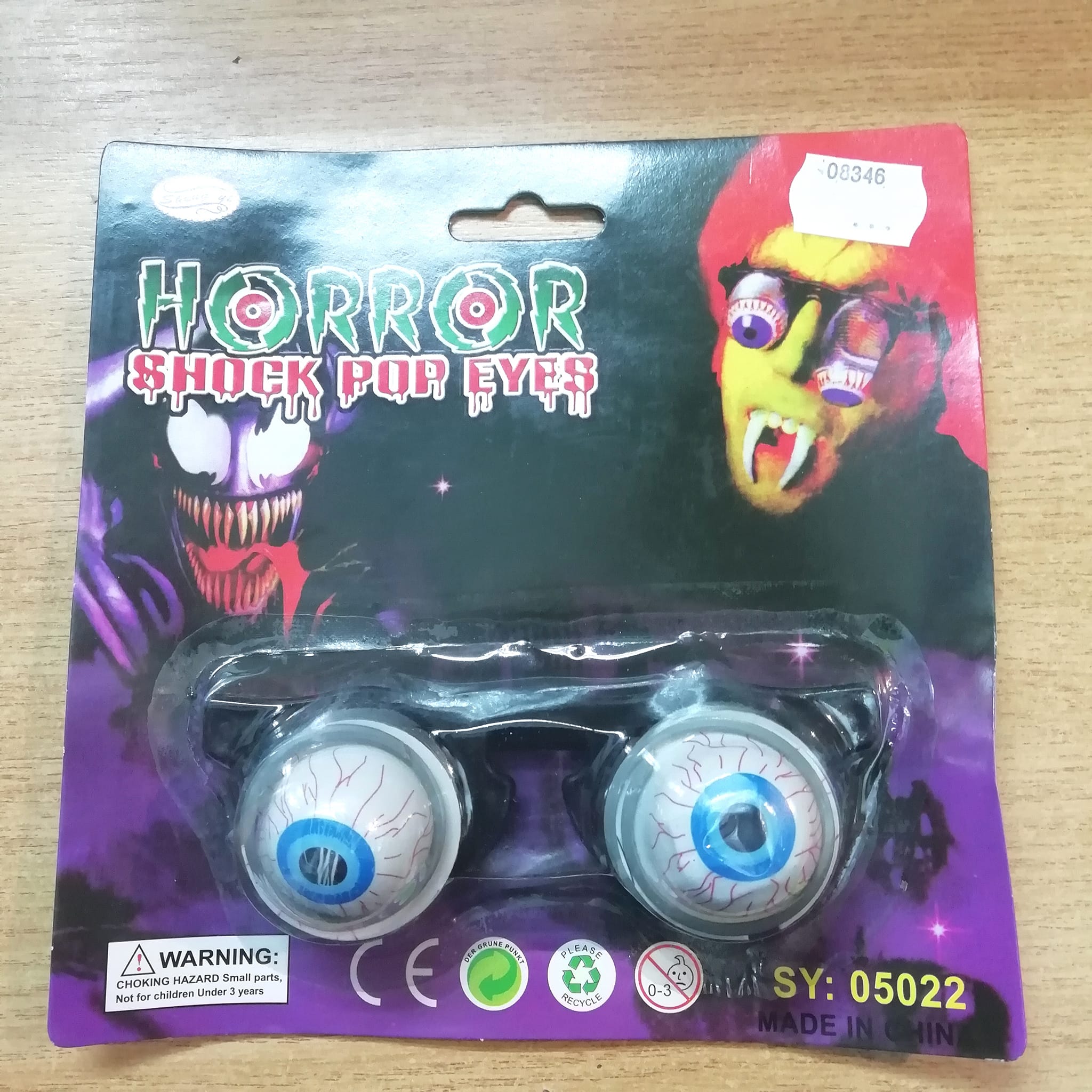 Horror sokk pop szemek