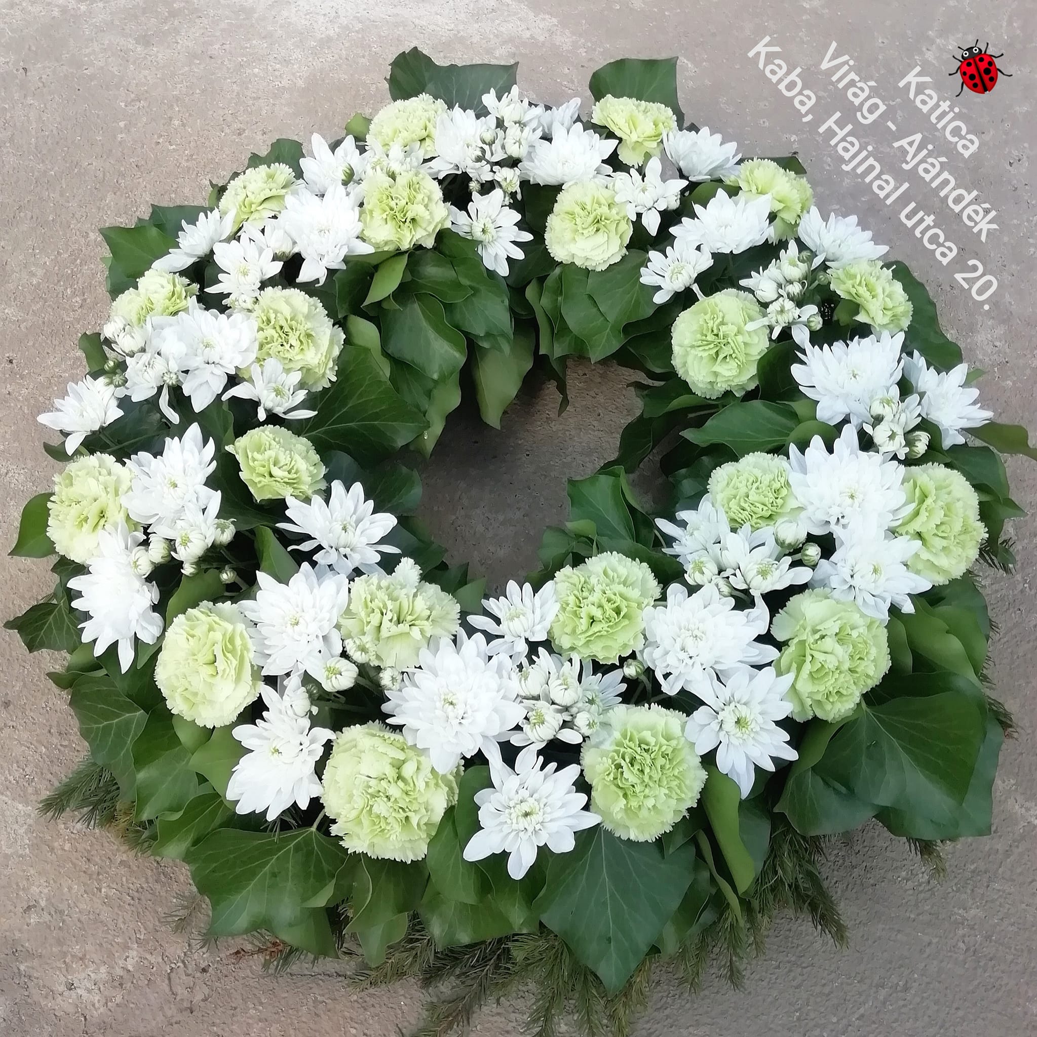 Görög koszorú szegfűvel