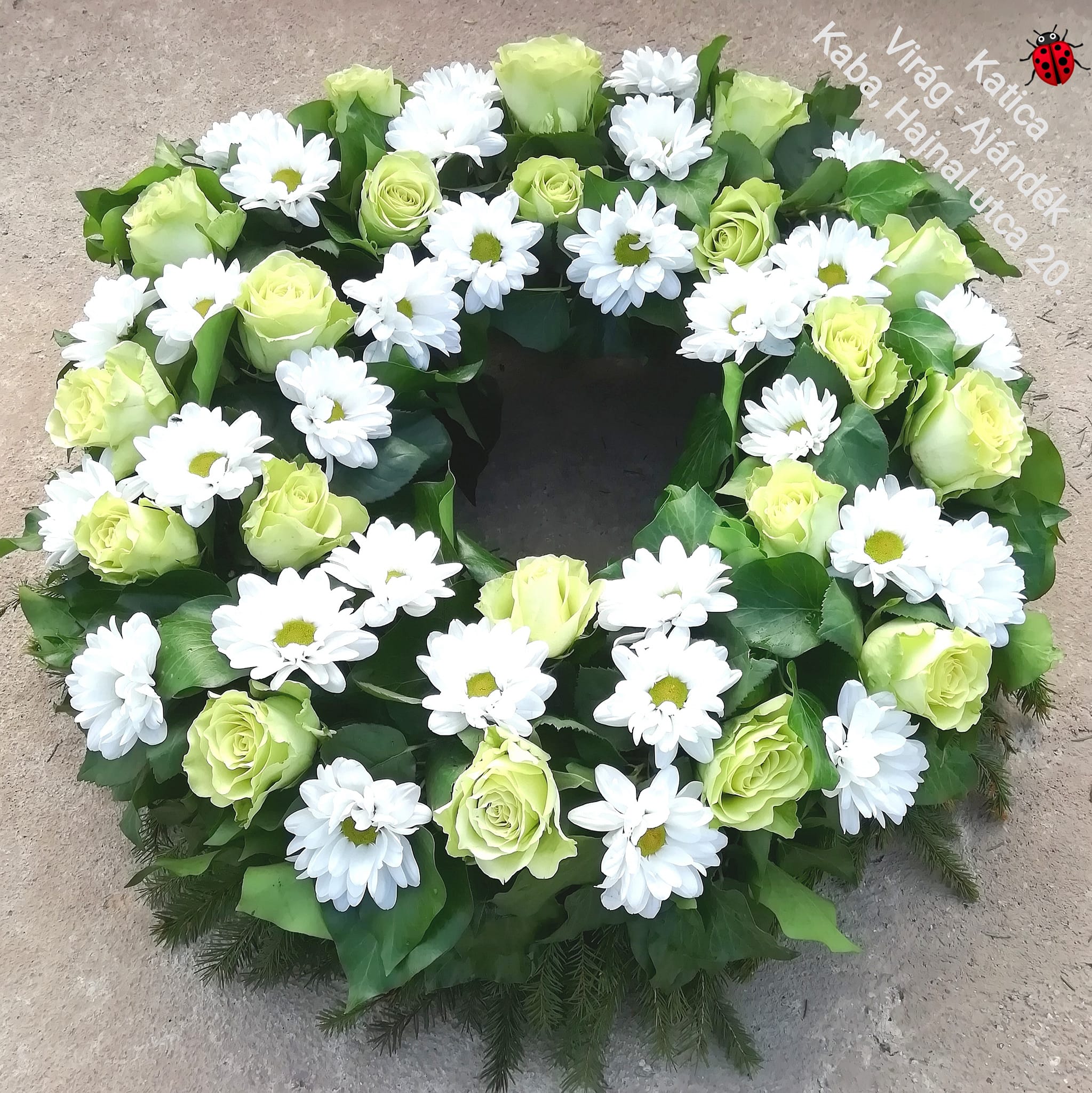 Görög koszorú rózsával