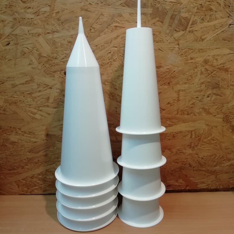 Temetői váza - leszúrós