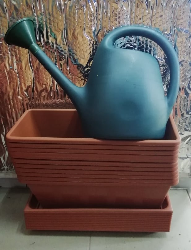 Balkonláda - Nagyobb öntözőkanna