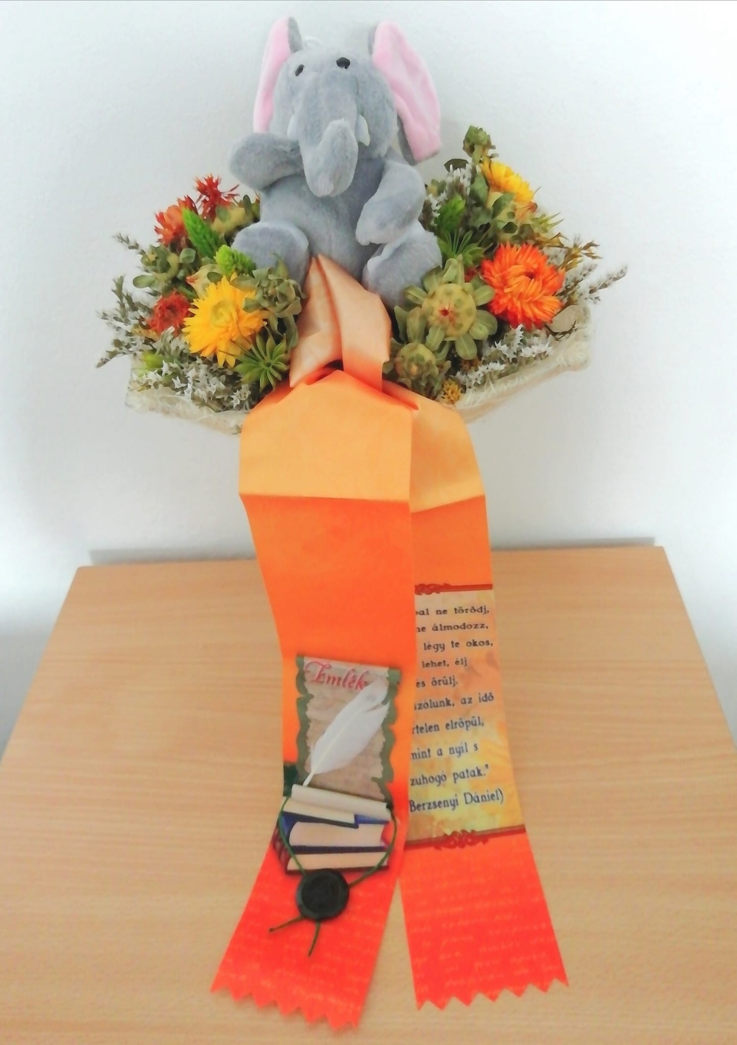 Elefánt csokor narancs színű