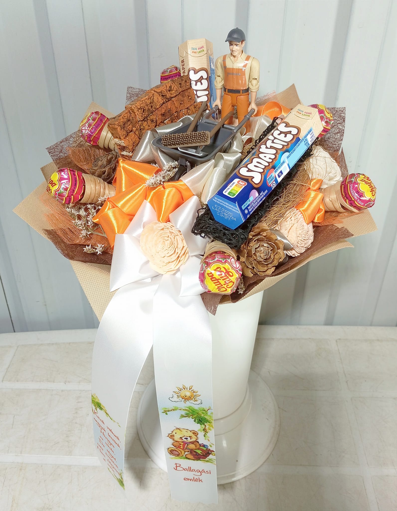 Builder figurás csokor